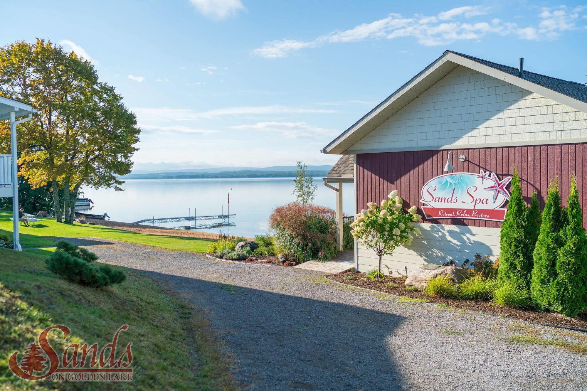 Sands On Golden Lake Exterior photo